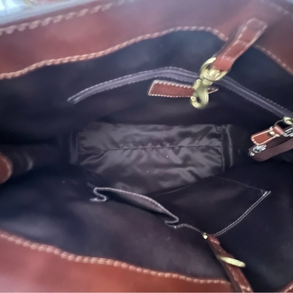 Coach Model #E06S-10228 - Picture 3 of 7